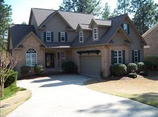 4 Hunter Ct, Southern Pines, NC 28387