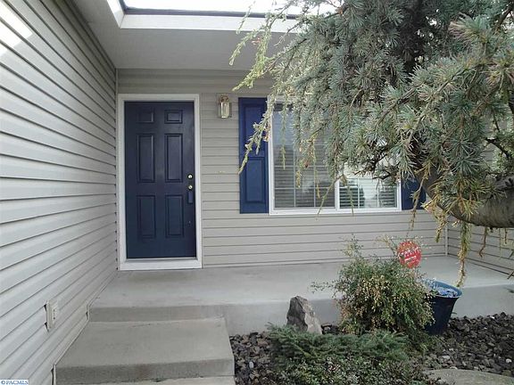 2nd image of 8708 Queensbury Dr
