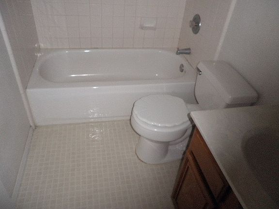 2nd image of 1506 Benttree Dr APT C