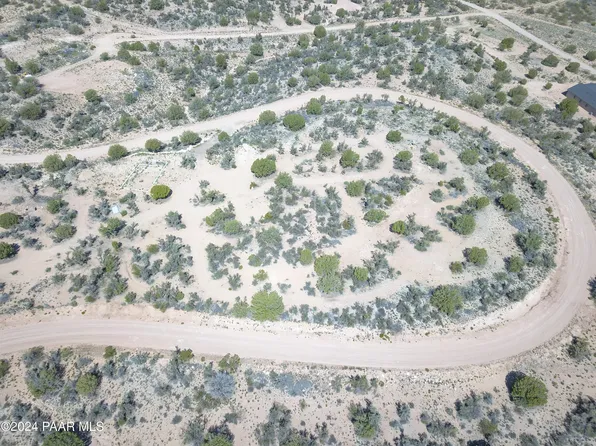 3395 E Kearney Trl, Rimrock, AZ 86335