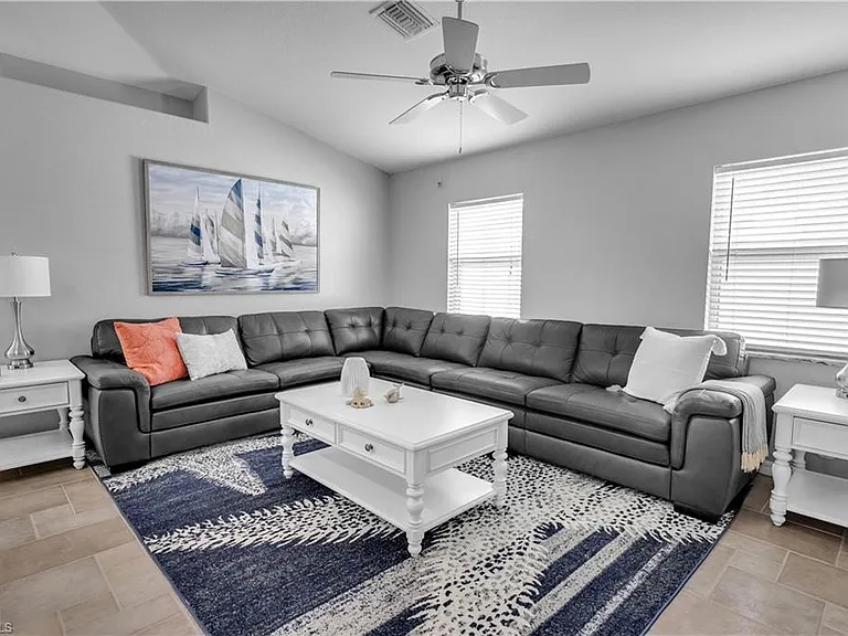 3142 SE 22nd Pl — Photo 11