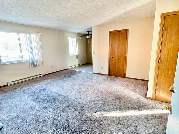 4th image of 1186 Bishop Ave #3