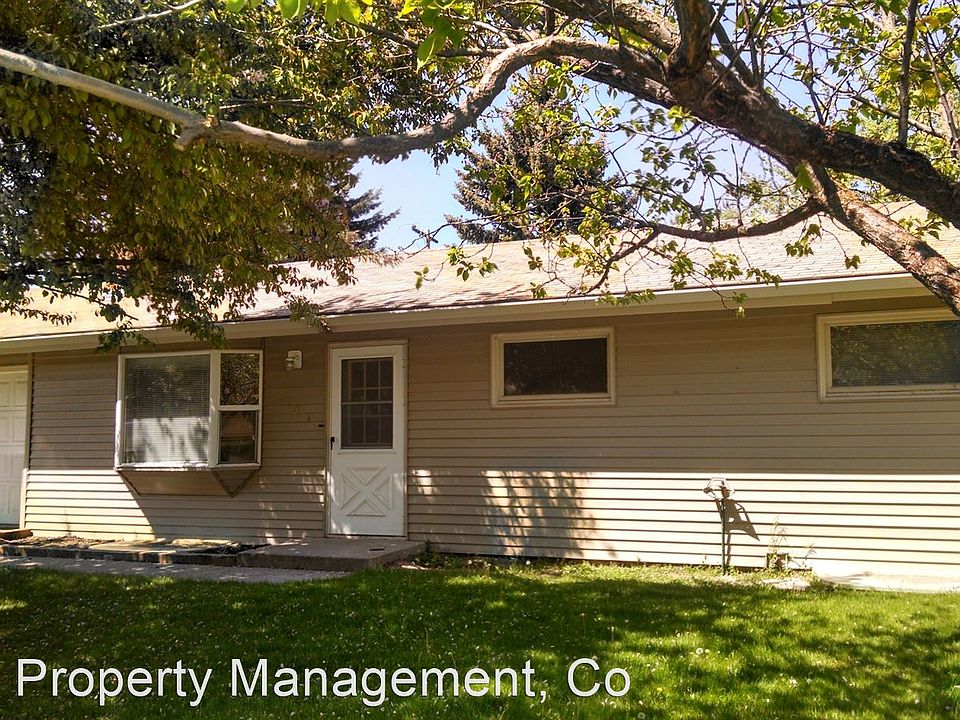 1st image of 136 Cohosset Dr