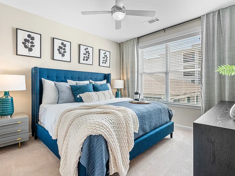 Rosalia Verdae - 55+ Active Adult Apartment Homes — Photo 17