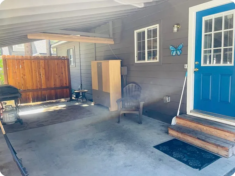 3290 Pickett Ave — Photo 6