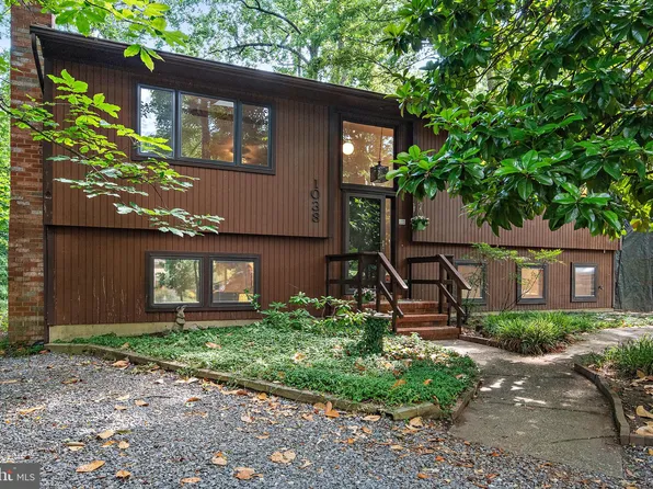 1038 Harbor Dr, Annapolis, MD 21403