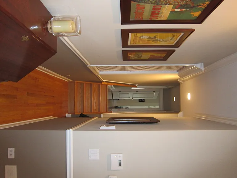 910 W Barry Ave #1 — Photo 13