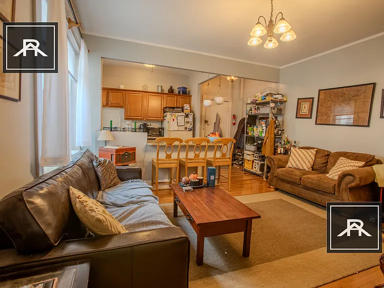 231 Kelton St #4 — Photo 4