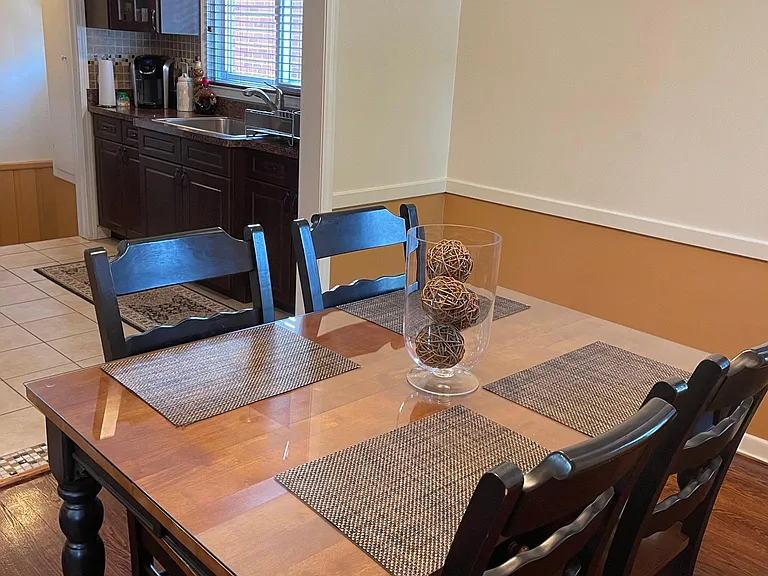 7260 Kingsbury St — Photo 7