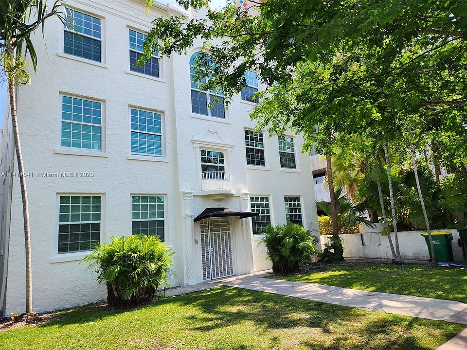 1st image of 130 Antiquera Ave #8
