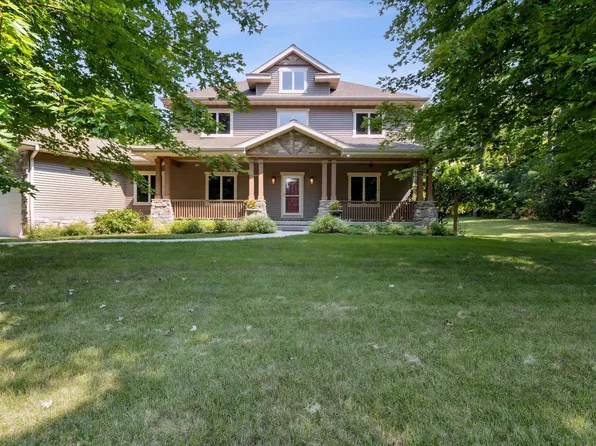 13506 W Travis Trce, Evansville, WI 53536