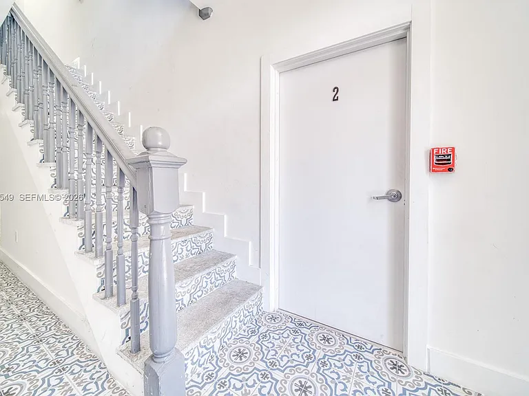 2352 SW 5th St #5 — Photo 17