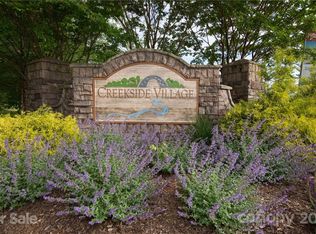 999 Loftin St, Weaverville, NC 28787