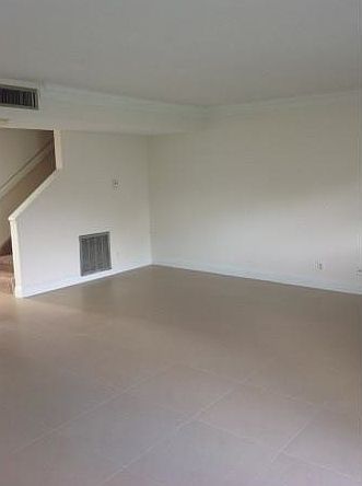 1st image of 2205 NW 37th Ave #2