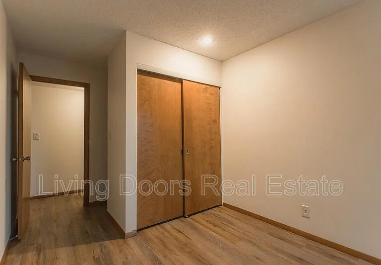 1935 N Lincoln Ave #106 — Photo 13
