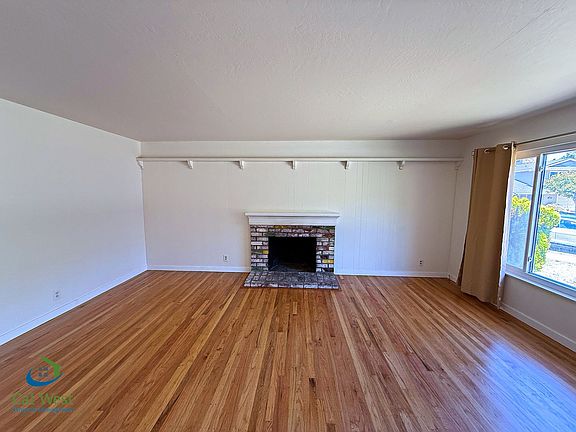 5th image of 3174 Colfax Ct