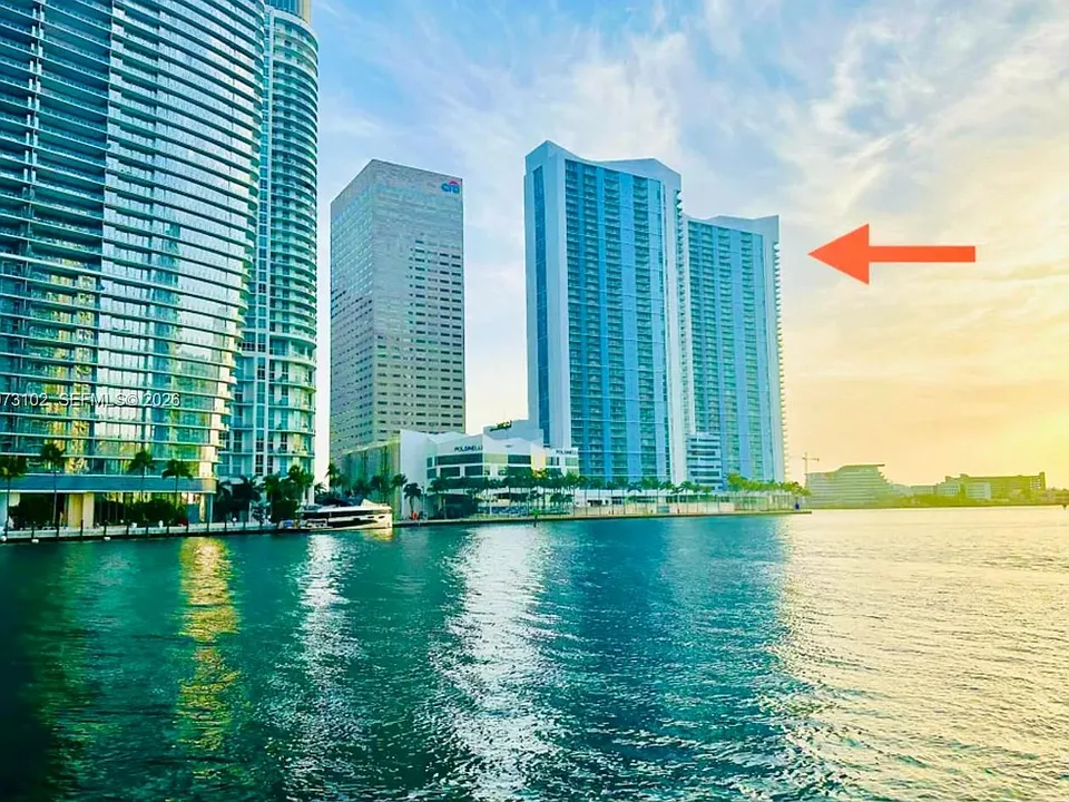 335 Biscayne Blvd #3706