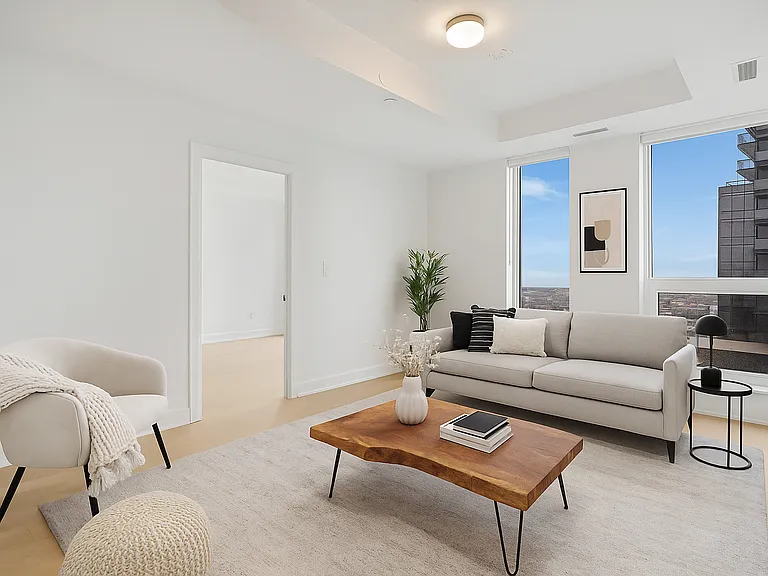 3240 William Coltson Ave — Photo 153