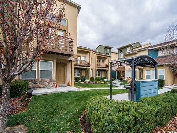 4th image of 3746 W Periwinkle Dr
