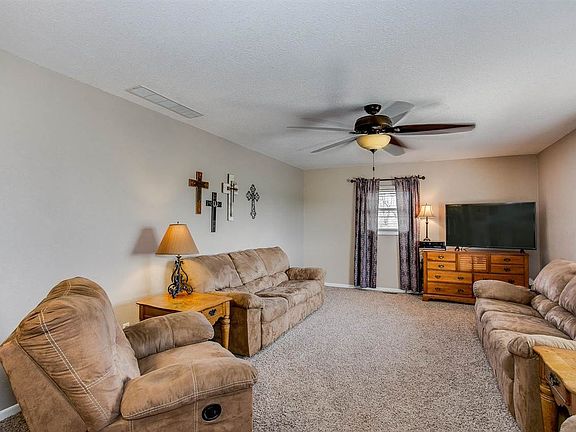 4th image of 13504 SW 190th St
