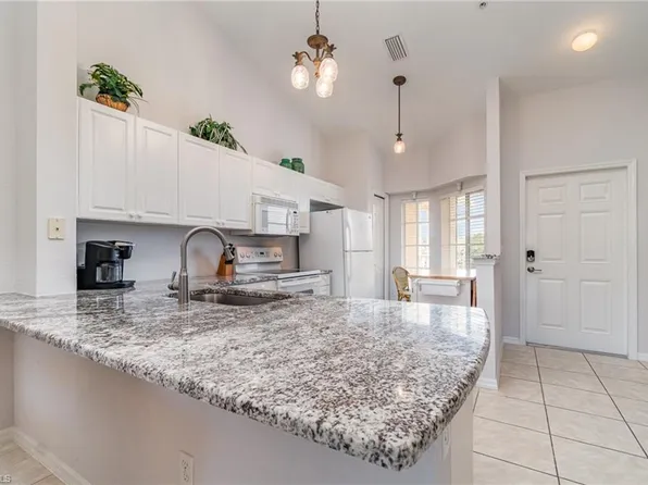 9175 Celeste DR #2-407, NAPLES, FL 34113