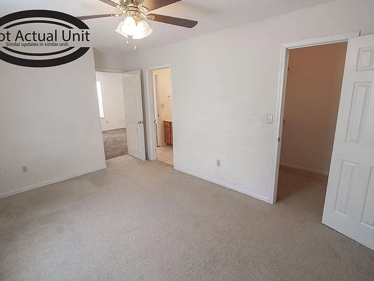 1413 N Frideriki Dr — Photo 15