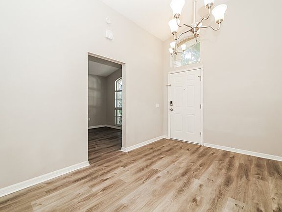 4th image of 416 Sangria Dr