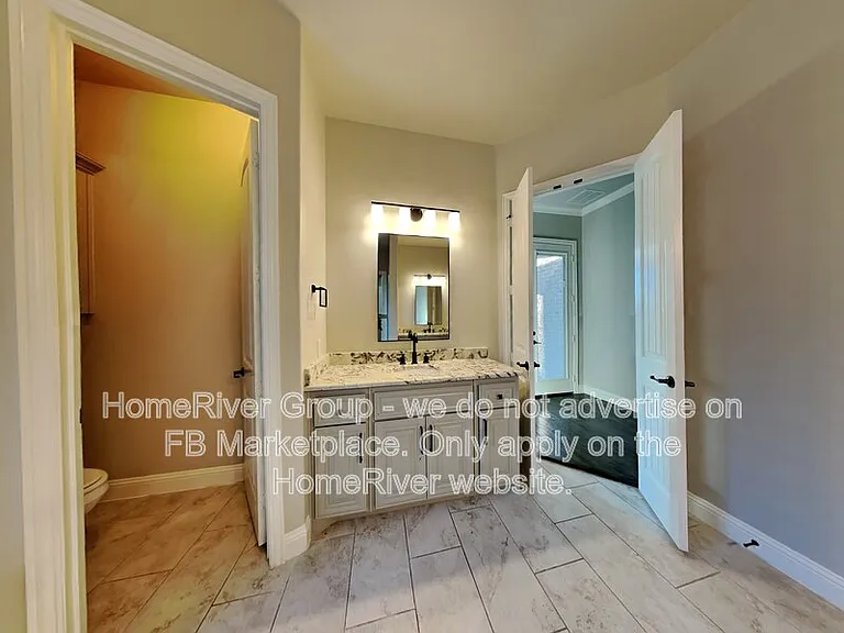 941 Jessica Ln — Photo 10