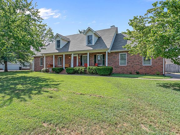 4th image of 2334 Riverstone Dr