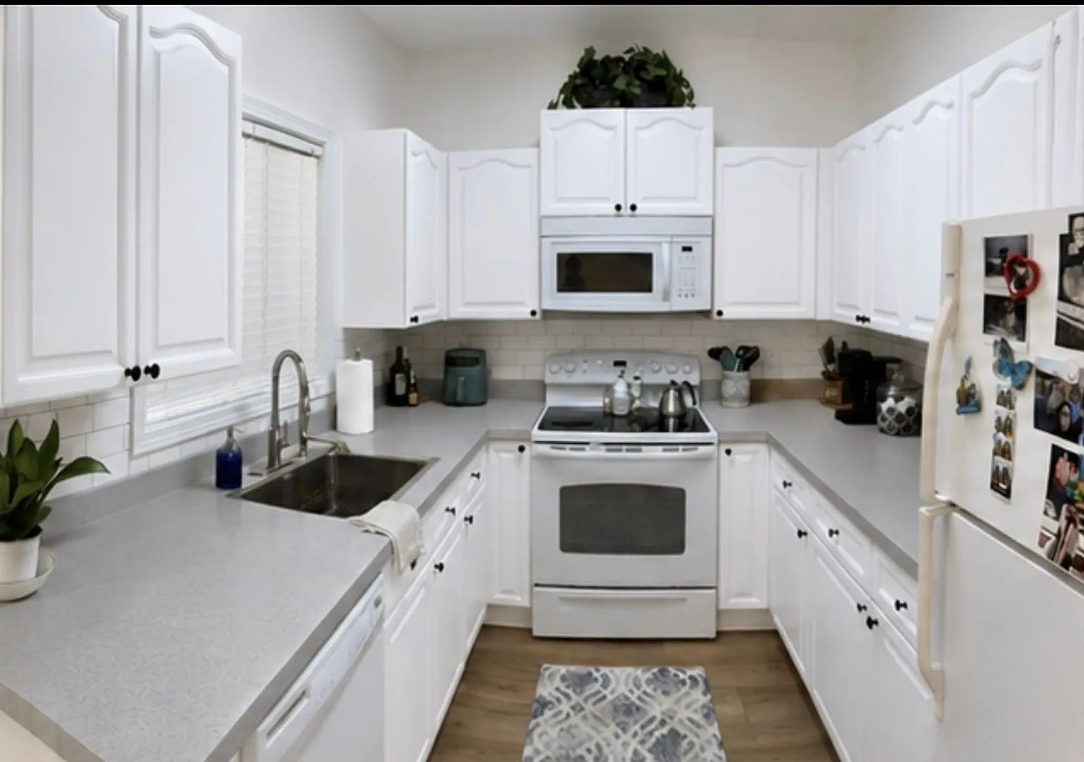 Charming 2BR Townhome in Charlotte — Photo 3
