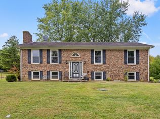 57 Leesburg Farms Ln, Cynthiana, KY 41031