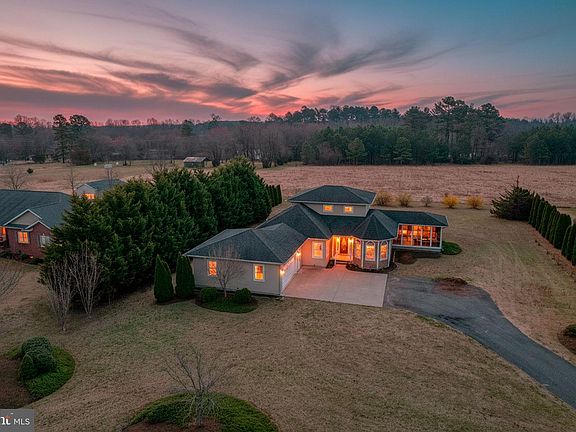 3rd image of 7479 Lindale Rd