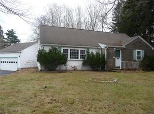 22 Elm St, Taunton, MA 02780