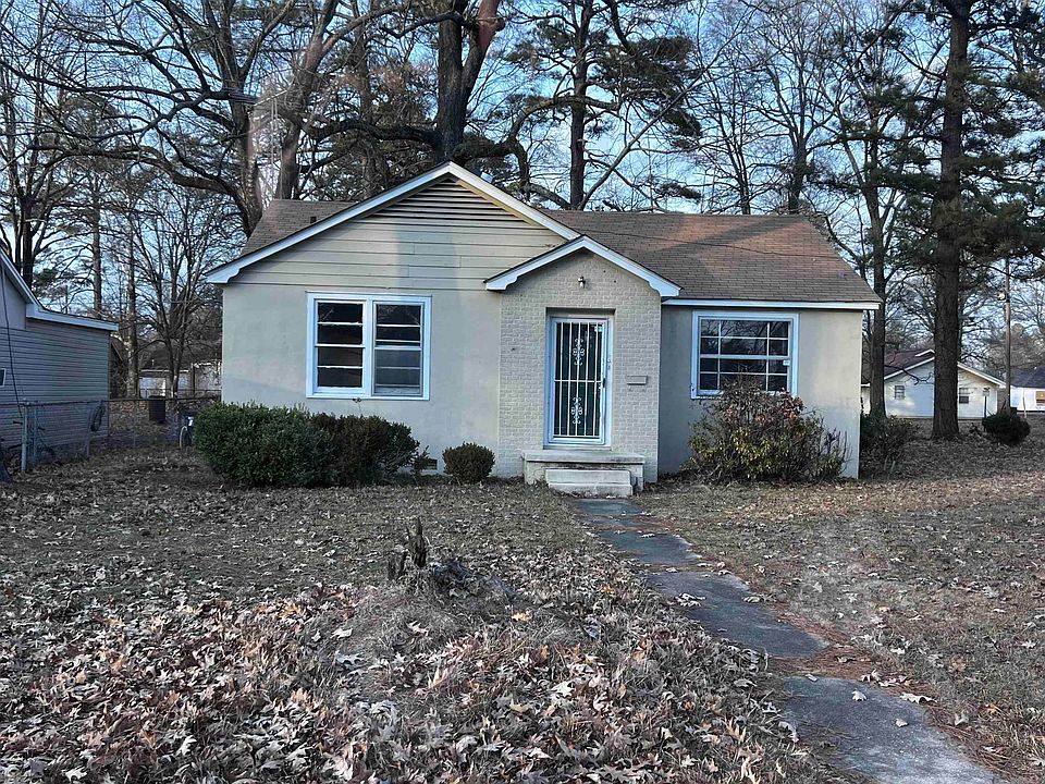 1st image of 1501 W 33rd Ave