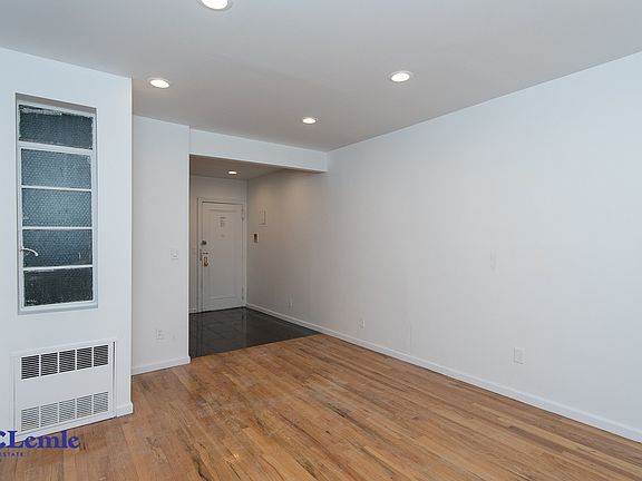 5th image of 211 E 88th St APT 3D