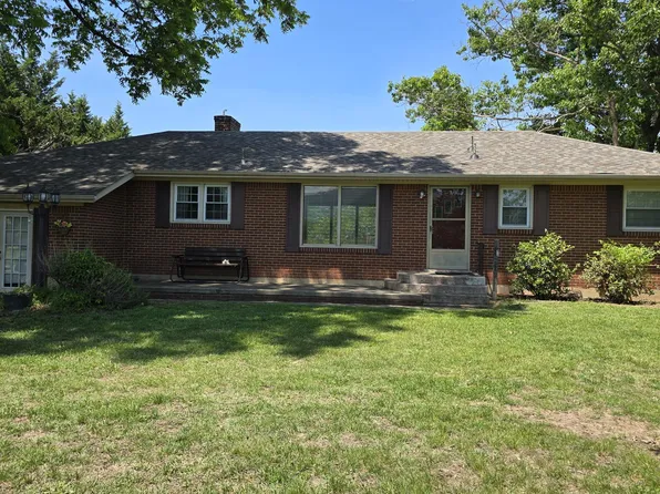 4379 Barley Dr, Salem, VA 24153
