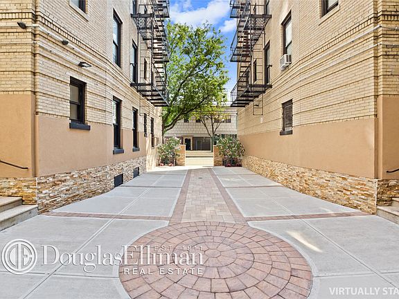 4th image of 6109 39th Ave #2H