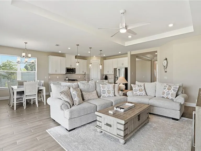 11964 Molto Dr — Photo 10