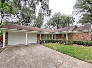 5242 Beechnut St, Houston, TX 77096