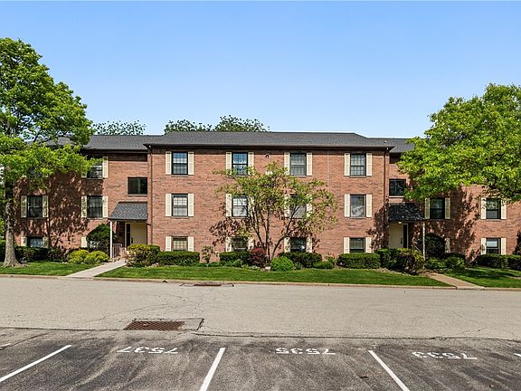 2nd image of 7539 Penn Bridge Ct