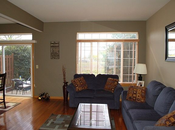 5th image of 8417 Stratford Dr