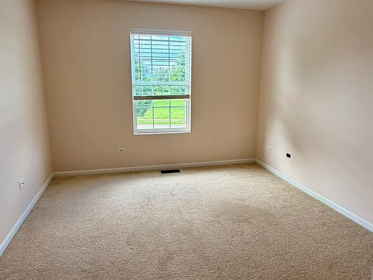 5021 Corning Ct — Photo 17