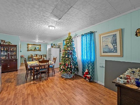 5th image of 204 Oakland Pl