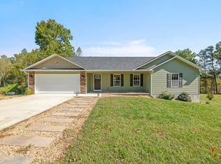 96 Ferry Bend Trl, Crossville, TN 38571