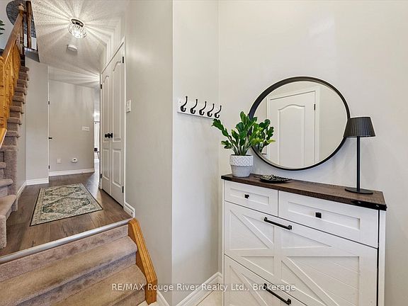 5th image of 50 Treen Cres