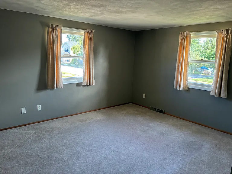 732 Bluff Ave — Photo 8