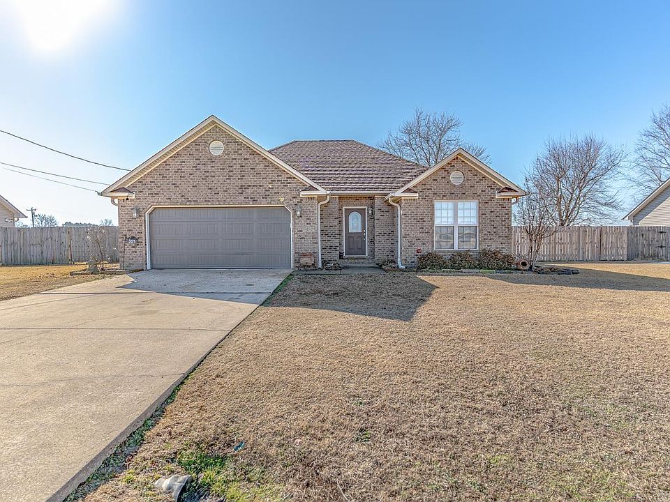 1st image of 305 Amber Ln