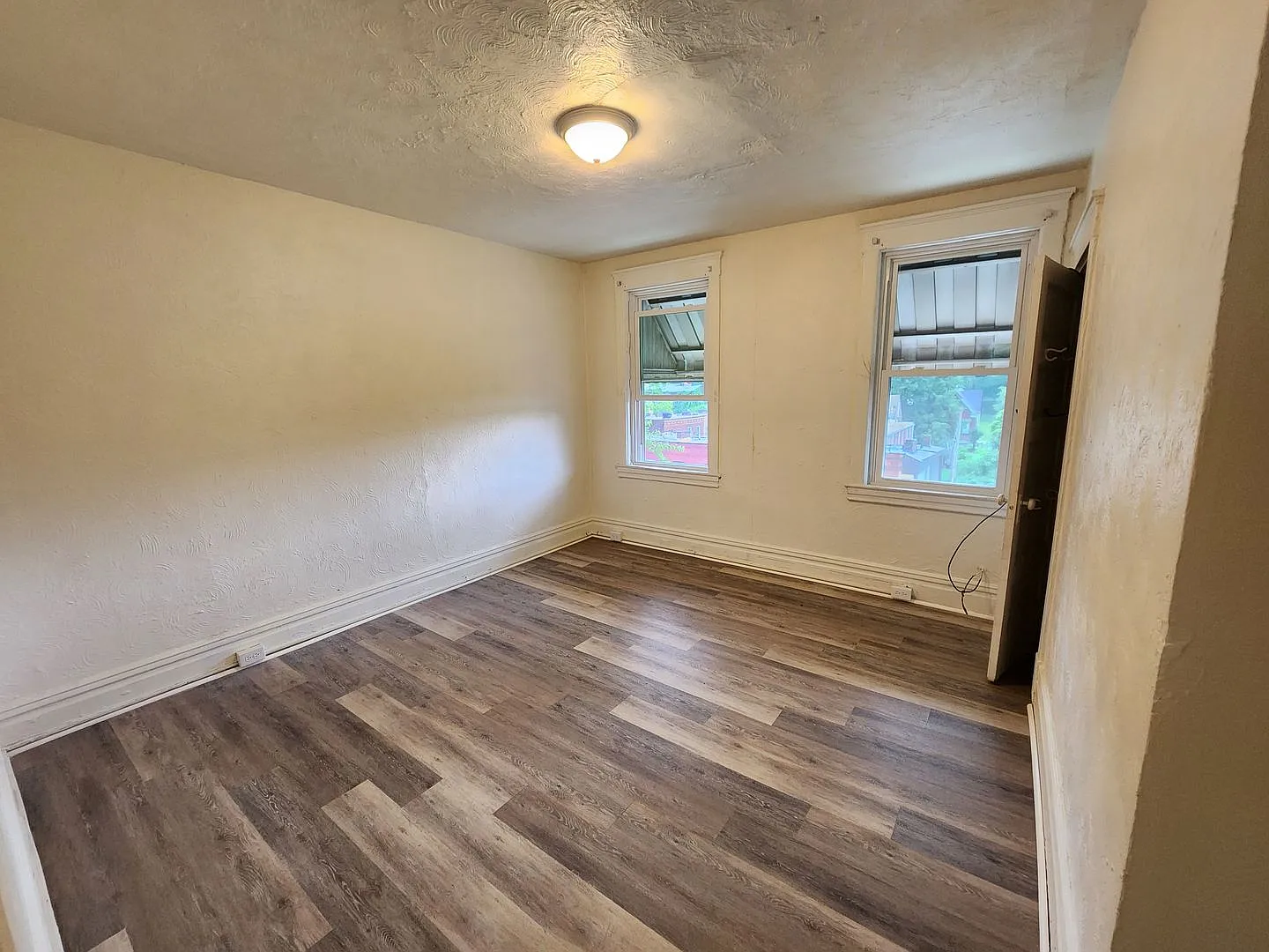 Wilkinsburg South — Photo 4