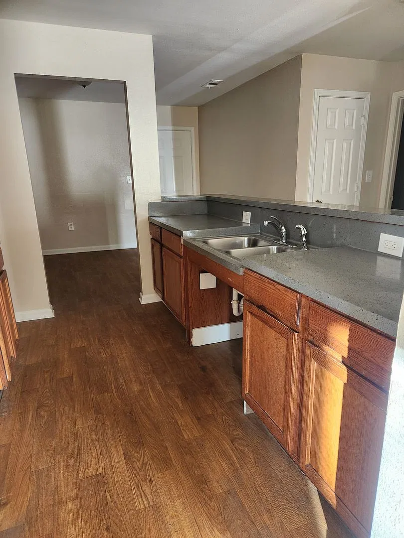 House for Rent — Photo 4