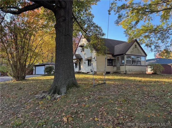 2823 1/2 Charlestown Road, New Albany, IN 47150